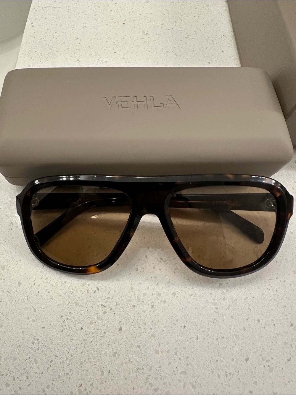 VEHLA Leo dark Tort Oversized Shield Sunglasses with Brown Lenses